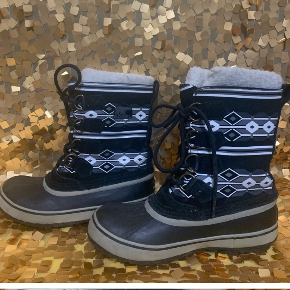 Sorel patterned winter boots